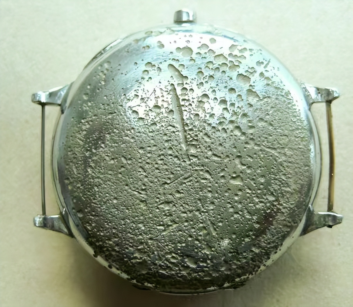 Why does a Rolex stop working as soon as I put it on?(Rolex Repair) iNEWS