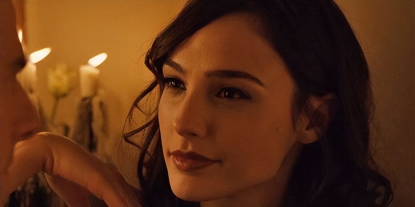 Gal Gadot's film is completed and ridiculed: vases sell sexy and lose ...