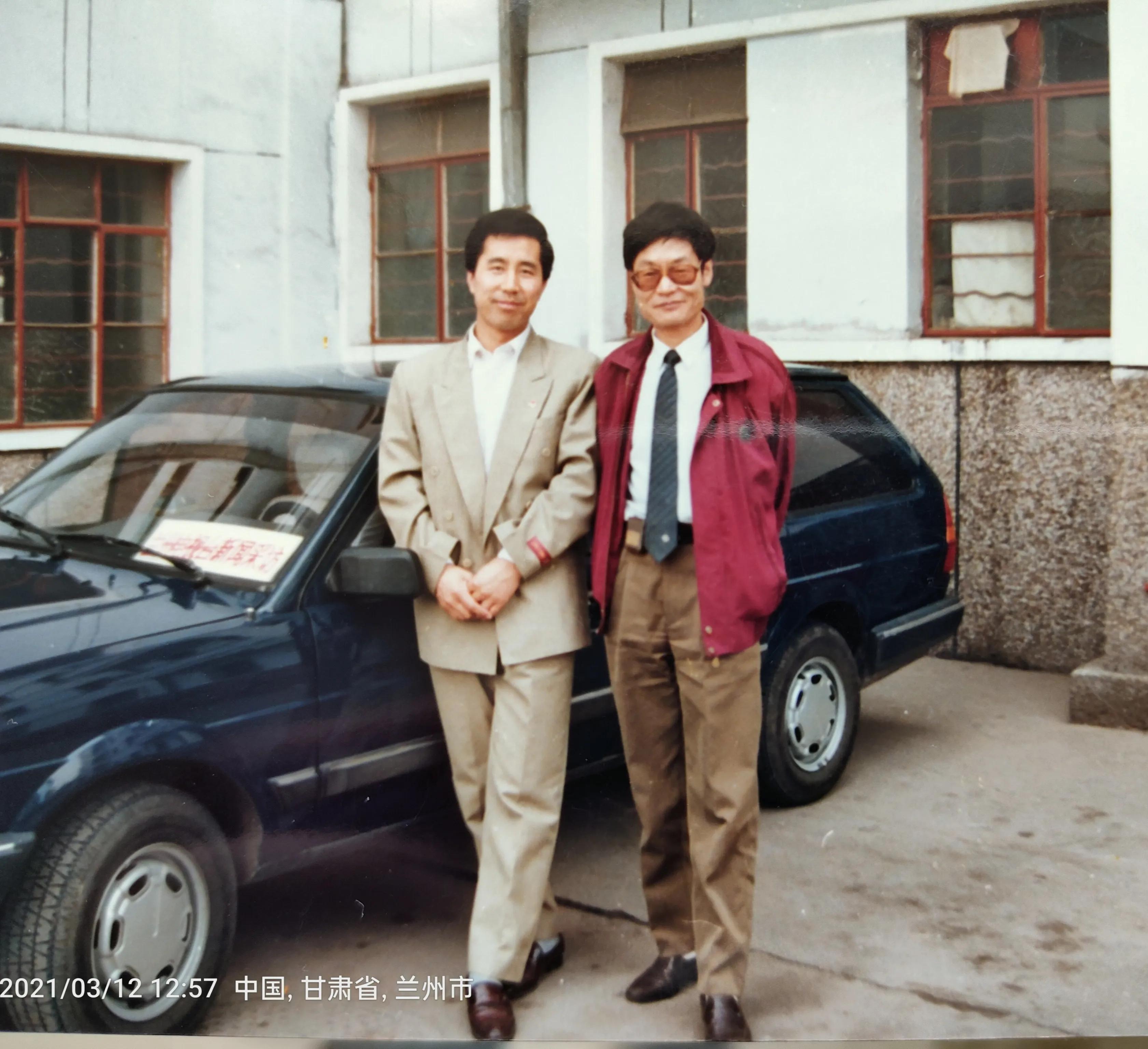 Famous writer Guo Jian had a long talk with entrepreneurs in Lanzhou on ...