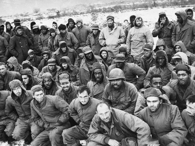 Korean War anecdote: American prisoners of war knelt down and begged to ...