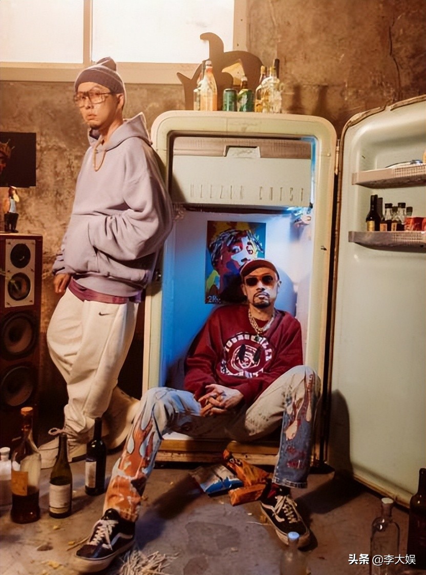 The hot dog rap lyrics caused controversy, the homophonic terrier ...