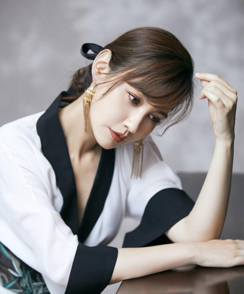 Actress Yang Xue brought snacks on live broadcast. Netizens left ...