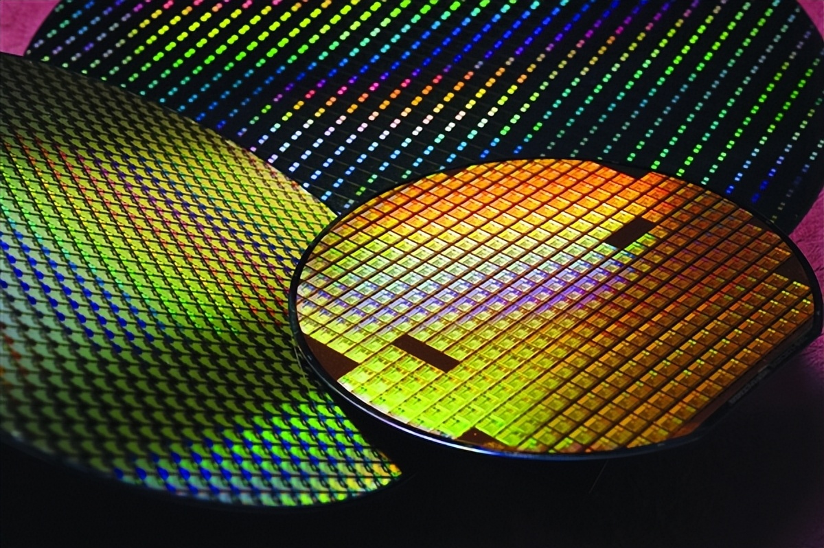 Intel uses self-developed lithography exposure equipment in the United ...