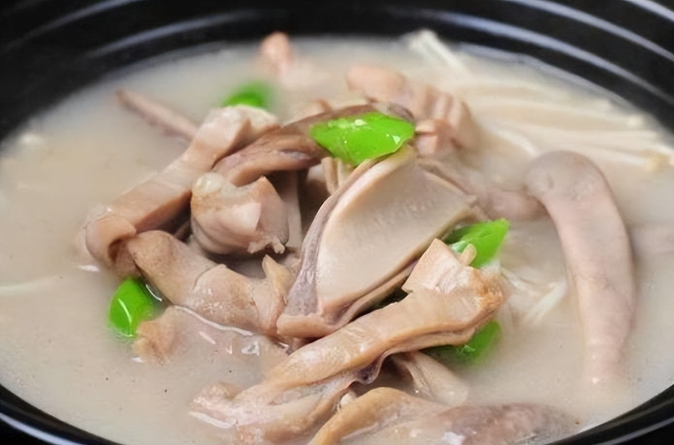 As the saying goes, "One pork belly has ten medicines". What are the