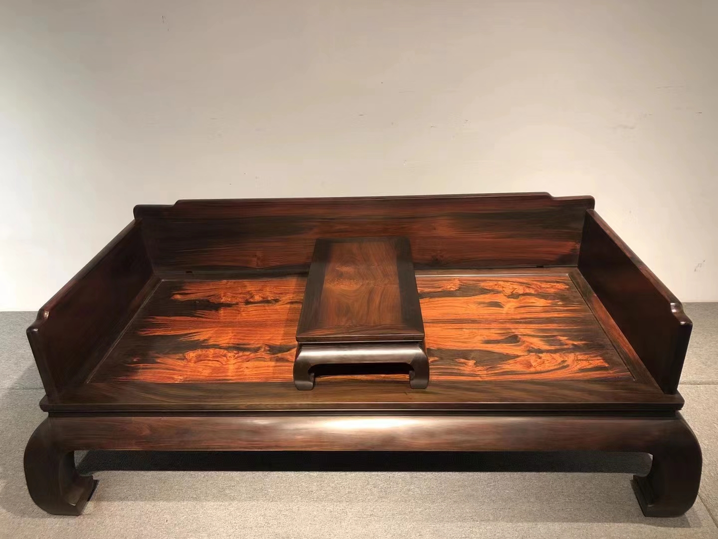 How can ordinary people simply and effectively distinguish a set of