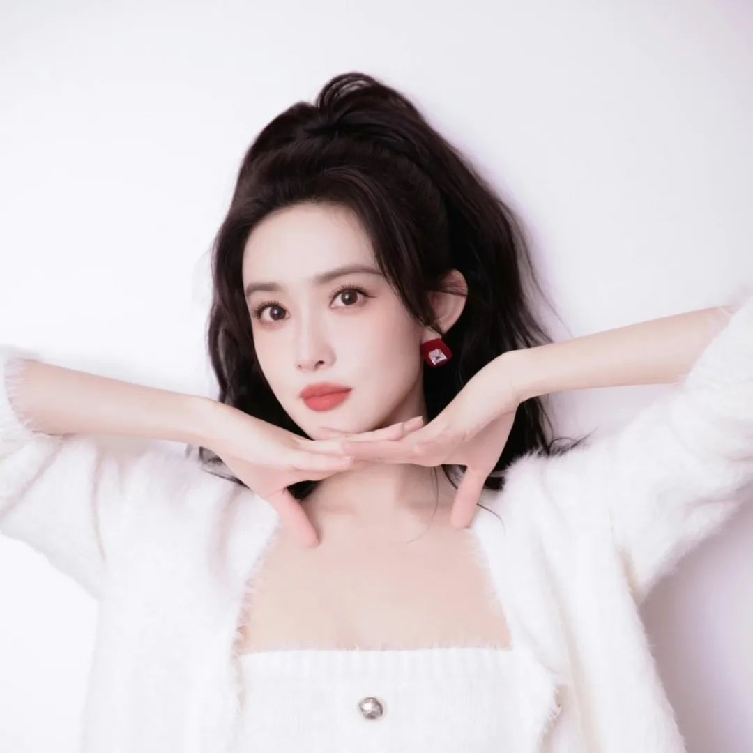 Entertainment gossip: Zhao Liying, Song Qian, Guan Xiaotong - iNEWS