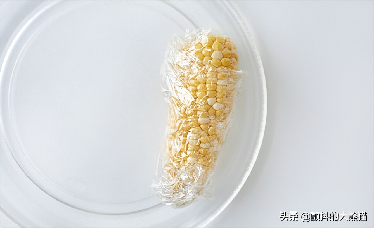If you cook corn, microwave for 5 minutes is the correct answer iNEWS