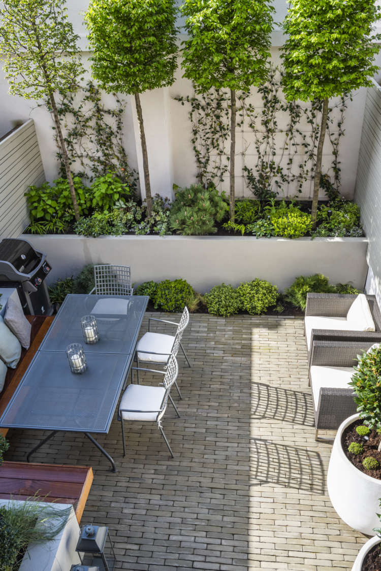 The courtyard space is small, and you can also design a beautiful small ...