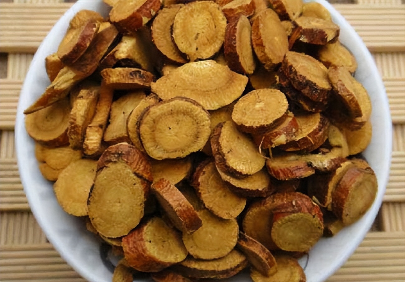 Flavored keel oysters treat diabetes insipidus, strengthen liver qi