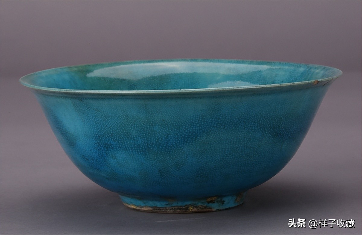 How to identify the characteristics of malachite green glazed porcelain