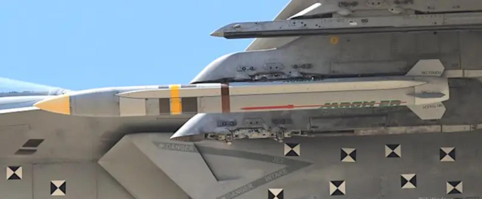 U.S. Navy's new anti-aircraft missile revealed - iNEWS
