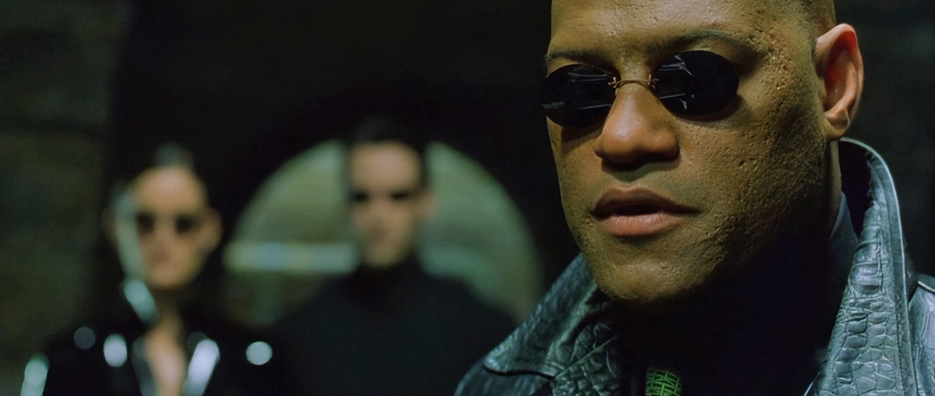 The boundary between reality and virtual world, 