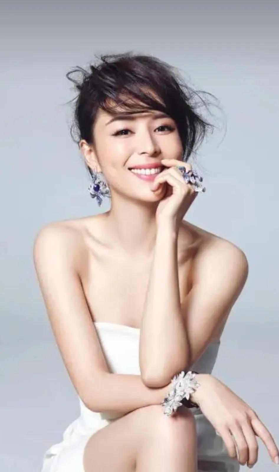 Sexy And Charming Zhang Jingchu Inews