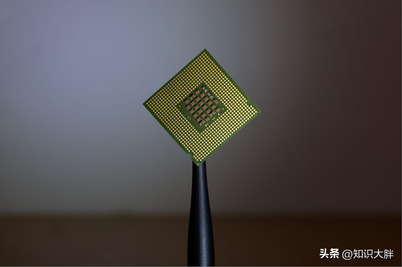 Microsoft's secret AI chip: a game-changer for large language models ...