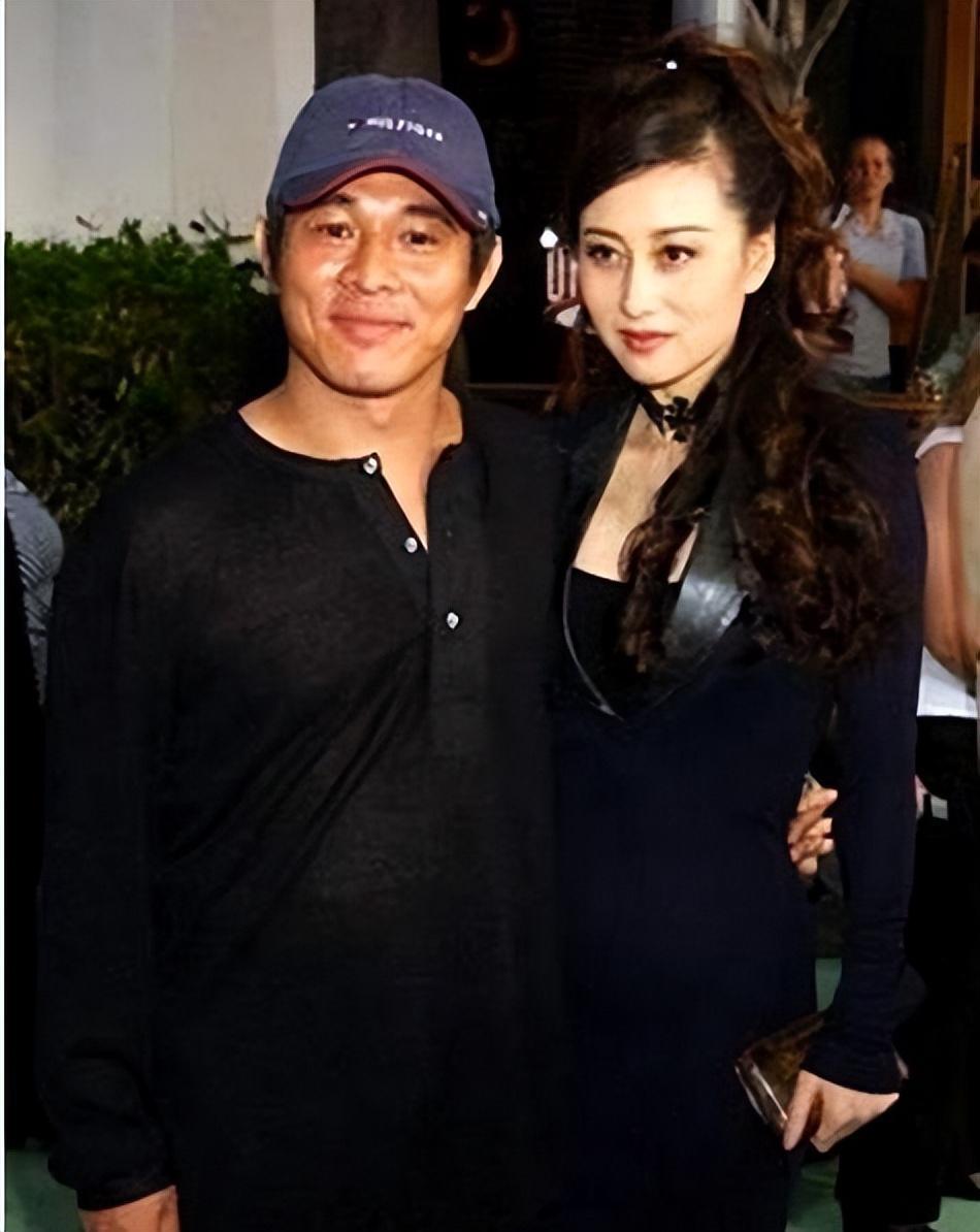 Jet Li Spouse Jet Li posted a recent photo of his wife, 61-year-old Li Zhi is aging ...