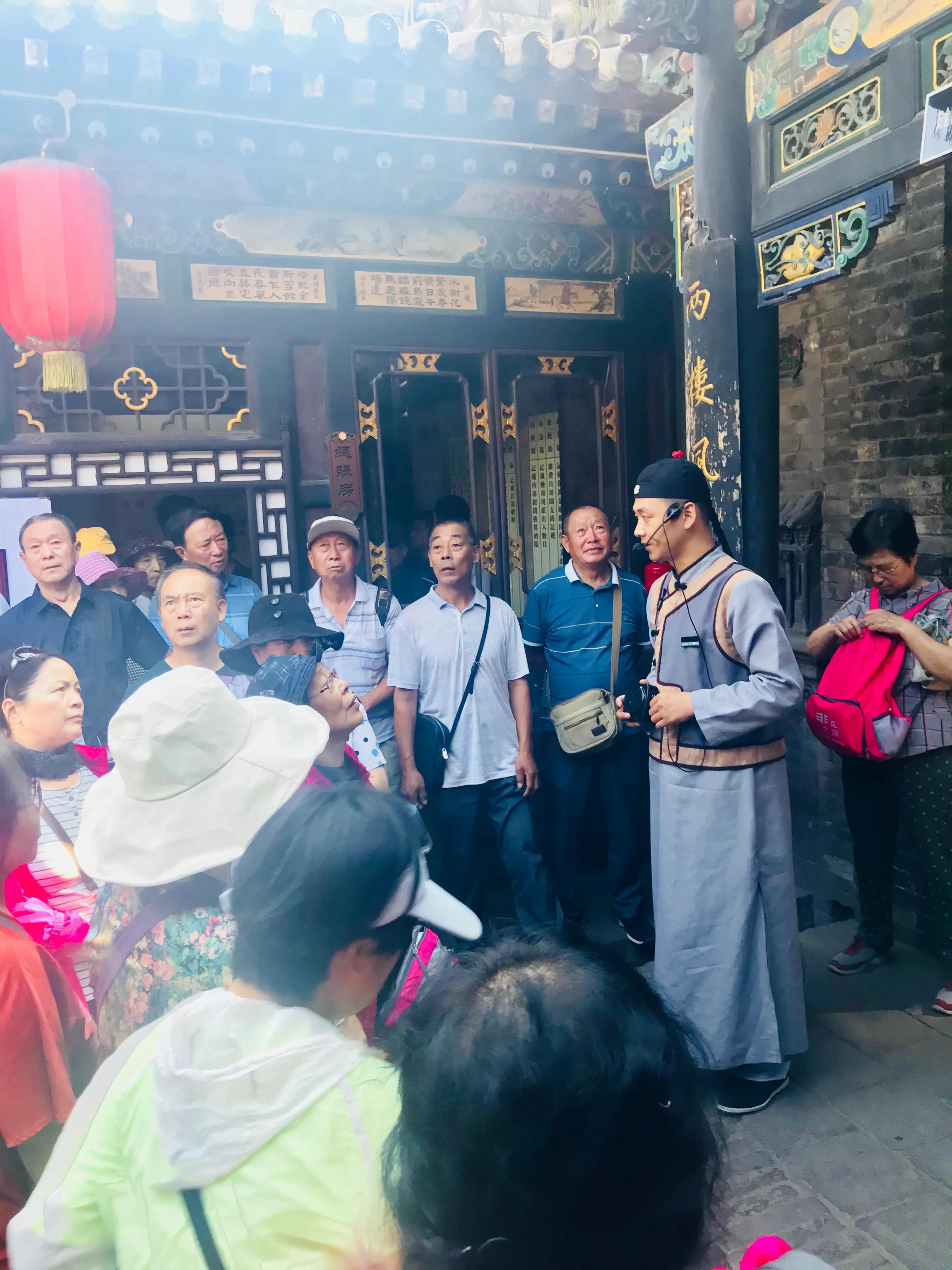 Wonderful Wealth Is A Metaphor For A Lot Of Money How Much Is 10 000 wonderful-wealth-is-a-metaphor-for-a-lot-of-money-how-much-is-10-000