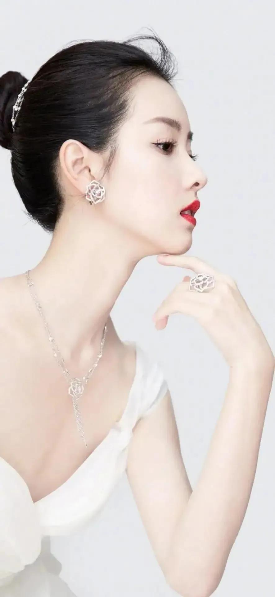 Chen Duling's art photo - iNEWS