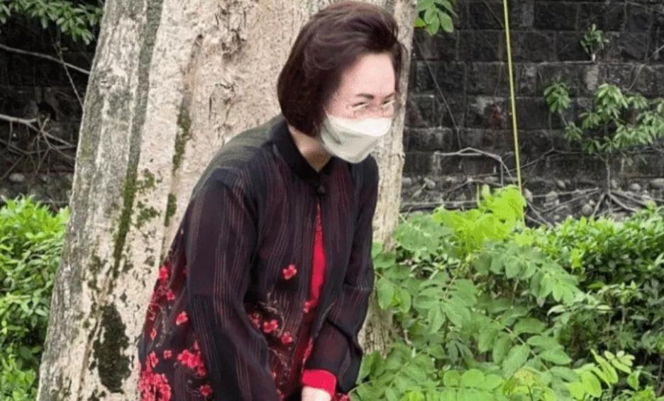 84-year-old Qiong Yao moved out of the mansion due to the ...