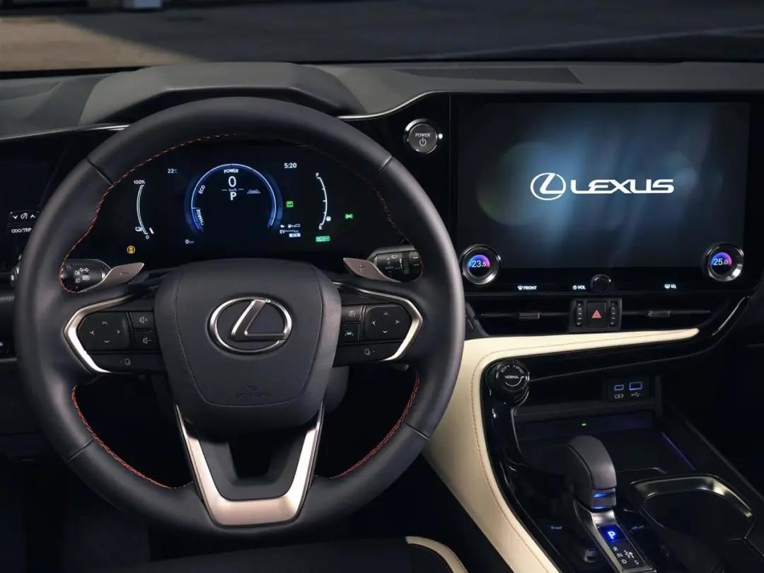 The new Lexus nx400h+ is launched, opening the prelude to the 