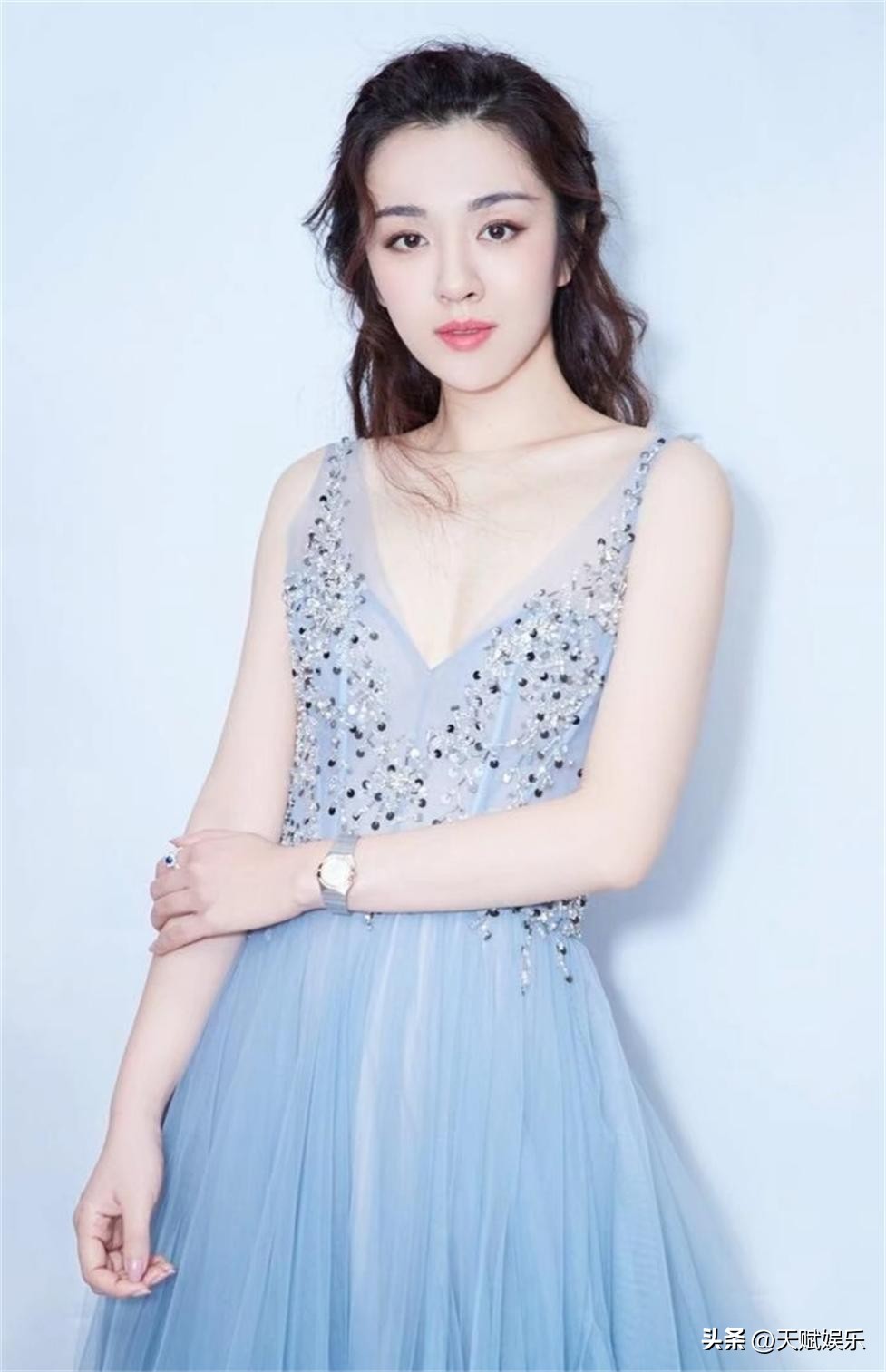 Actor Wang Xiaochen photo album "Ten" - iMedia