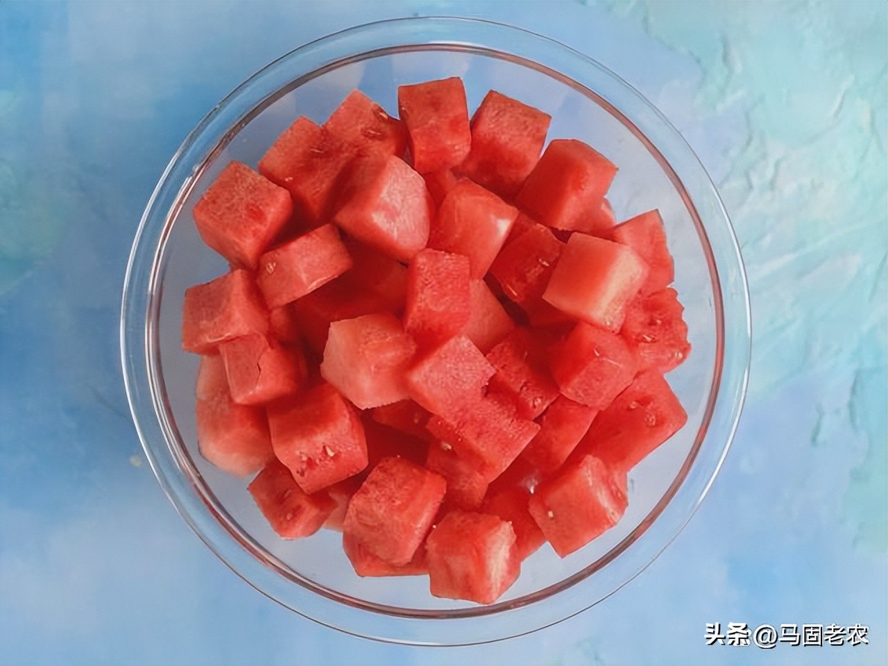 Teach you how to make a simple and delicious chili lemon mixed with