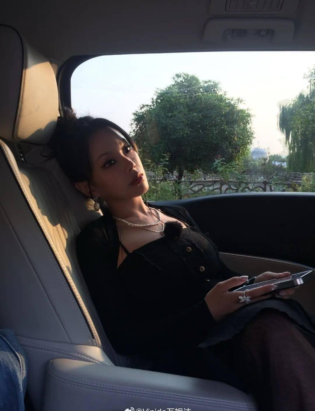 The beautiful rapper posted another beautiful photo! - iNEWS