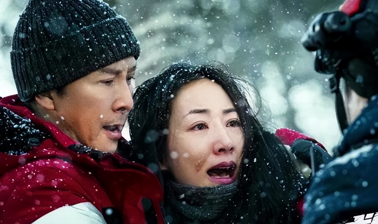 "Search and Rescue" costs 200 million, and the total box office is