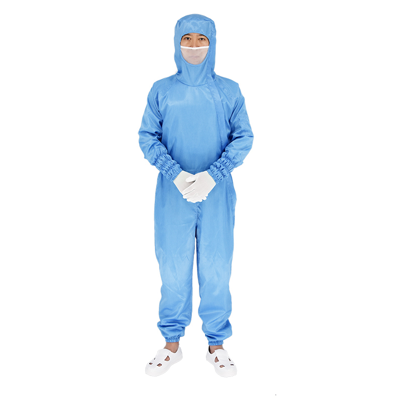 What are the requirements for antistatic clothing in clean rooms in pharmaceutical factories
