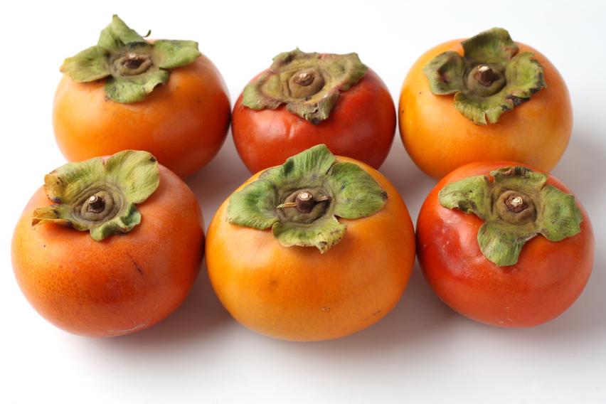 Persimmons are cold fruits?Can persimmons be eaten on an empty stomach