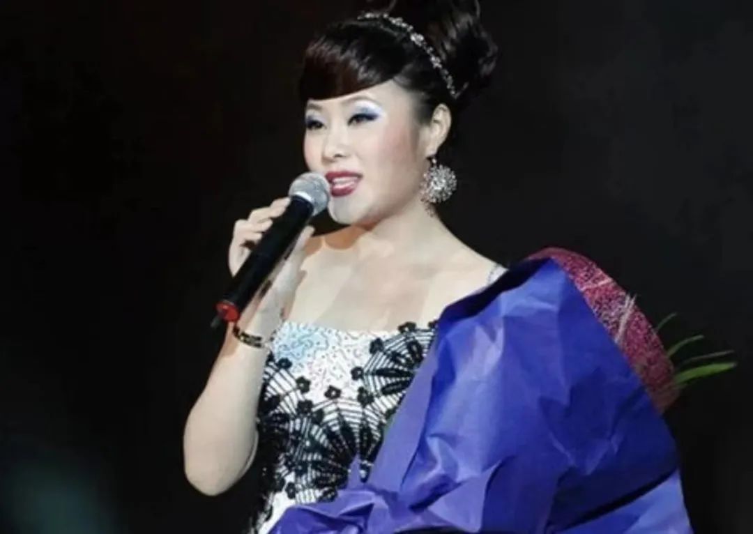 The beautiful singer is willing to become the 