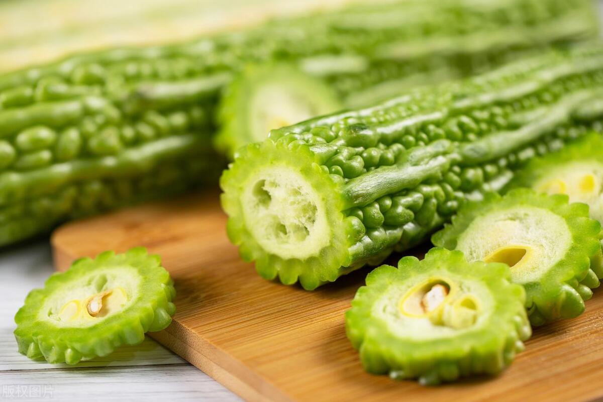 Full marks vegetable bitter gourd, clearing heat and detoxifying