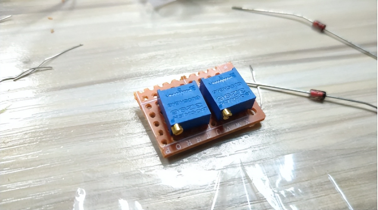 DIY 60W PD Power Bank - With Arduino Real Time Battery Information ...