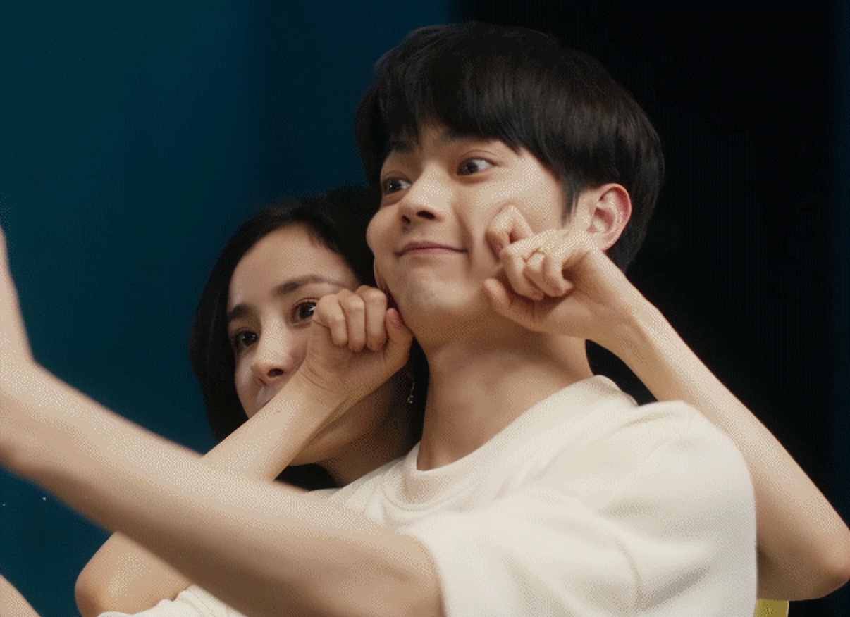 Xu Kai's "The 28th Law of Love" Campus Reuters is so tender!Yang Mi