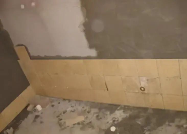 If the mason does not do this step of tiling, quickly ask him to rework ...