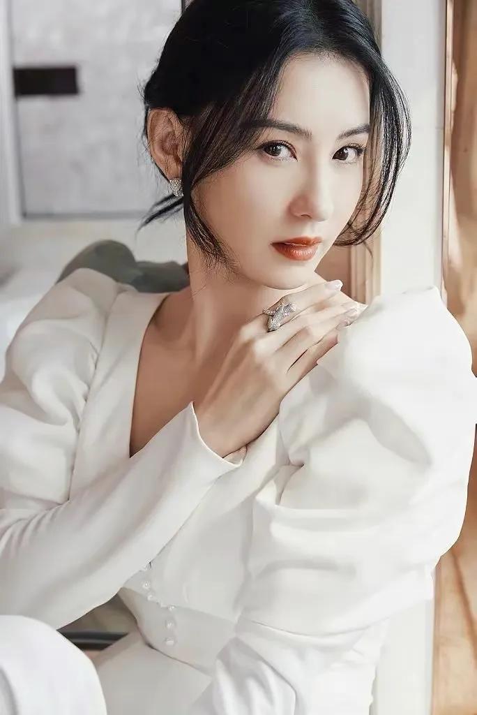 Cecilia Cheung beautiful picture - iNEWS