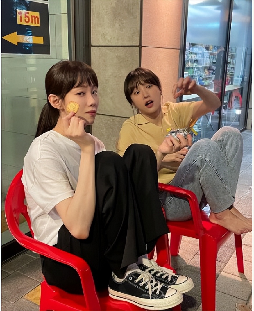 Li Jingcheng posted a farewell to "So This Is Love", and the ...