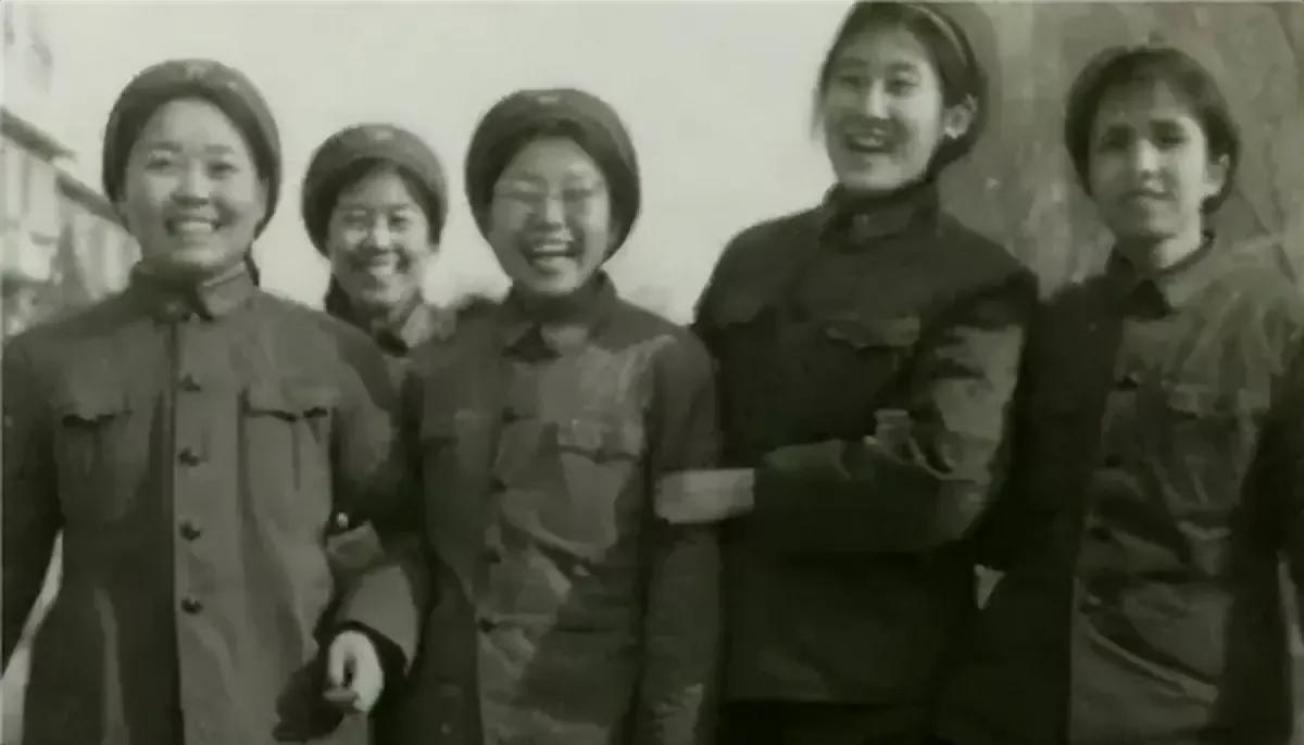 She is Deng Xiaoping's younger sister. She met her brother for the ...