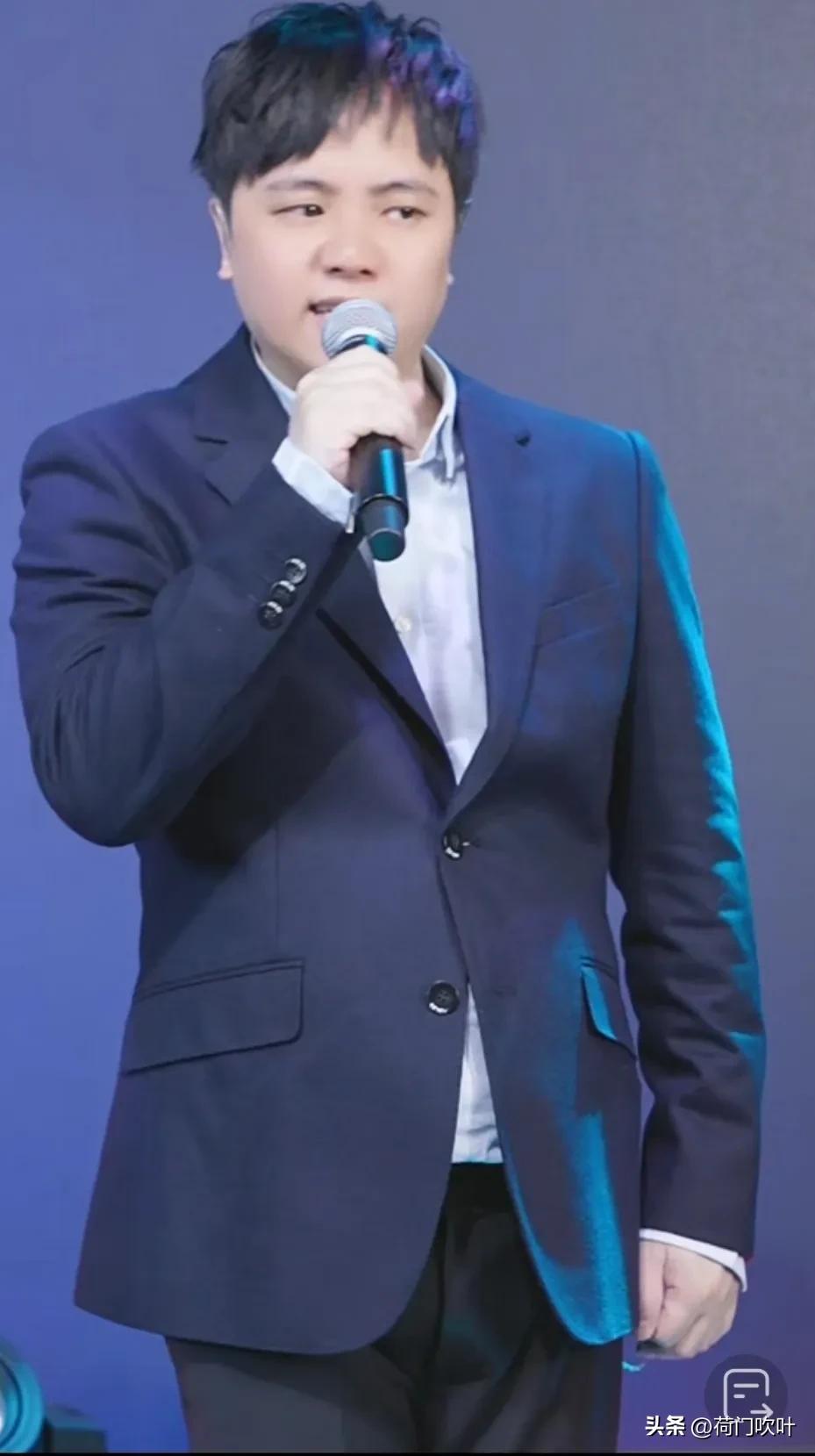 Zheng Yuan surprised me, not only can he sing so many other people's