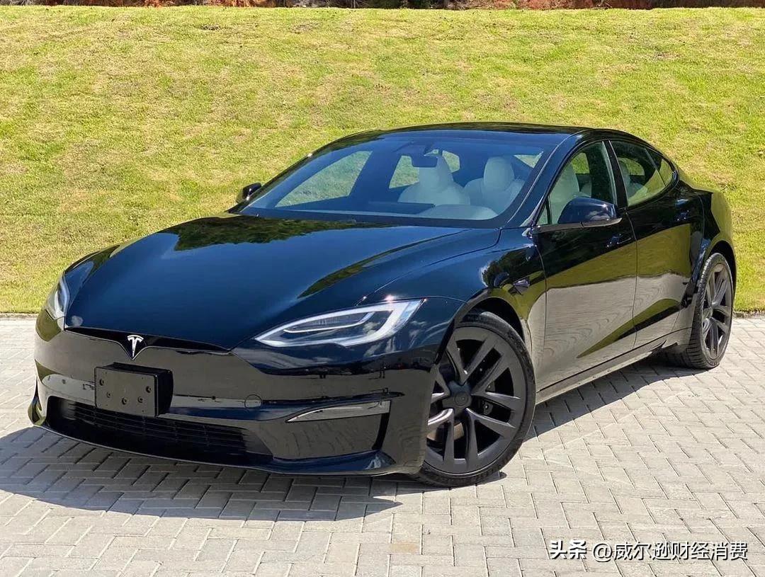 Tesla announced that the next generation of permanent motors will not use rare earths