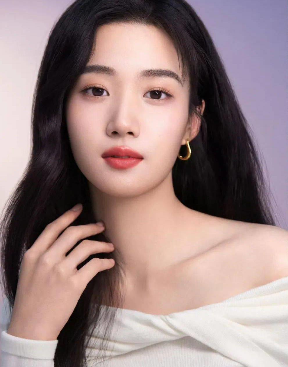 Liu Haoran and Zhou Dongyu break up? Lu Yuxiao stabbed Zhang Linghe in ...