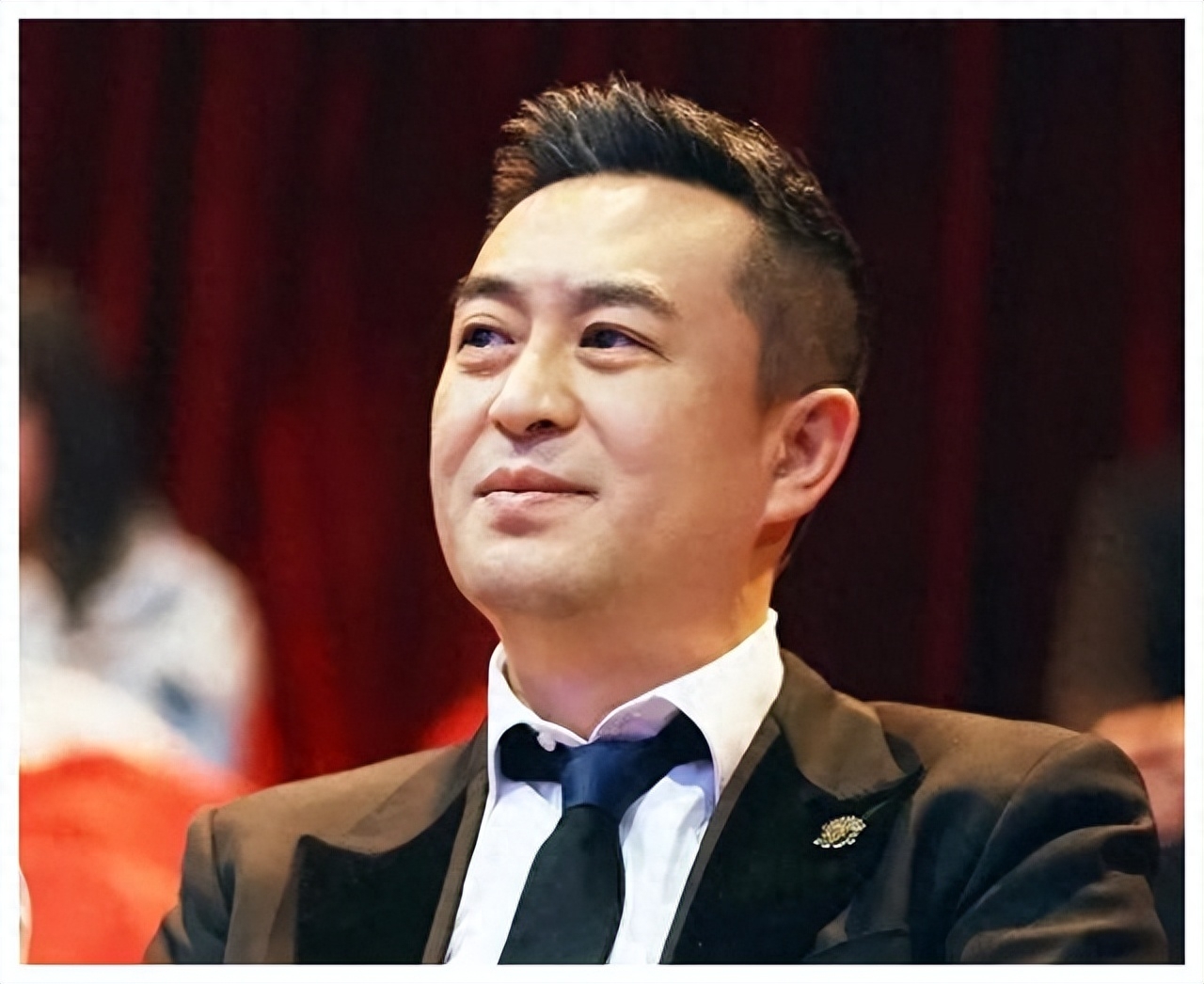 Behind the happy marriage, there is a shocking secret... iMedia