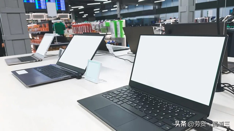 Do gaming laptops come with Microsoft Office? iNEWS