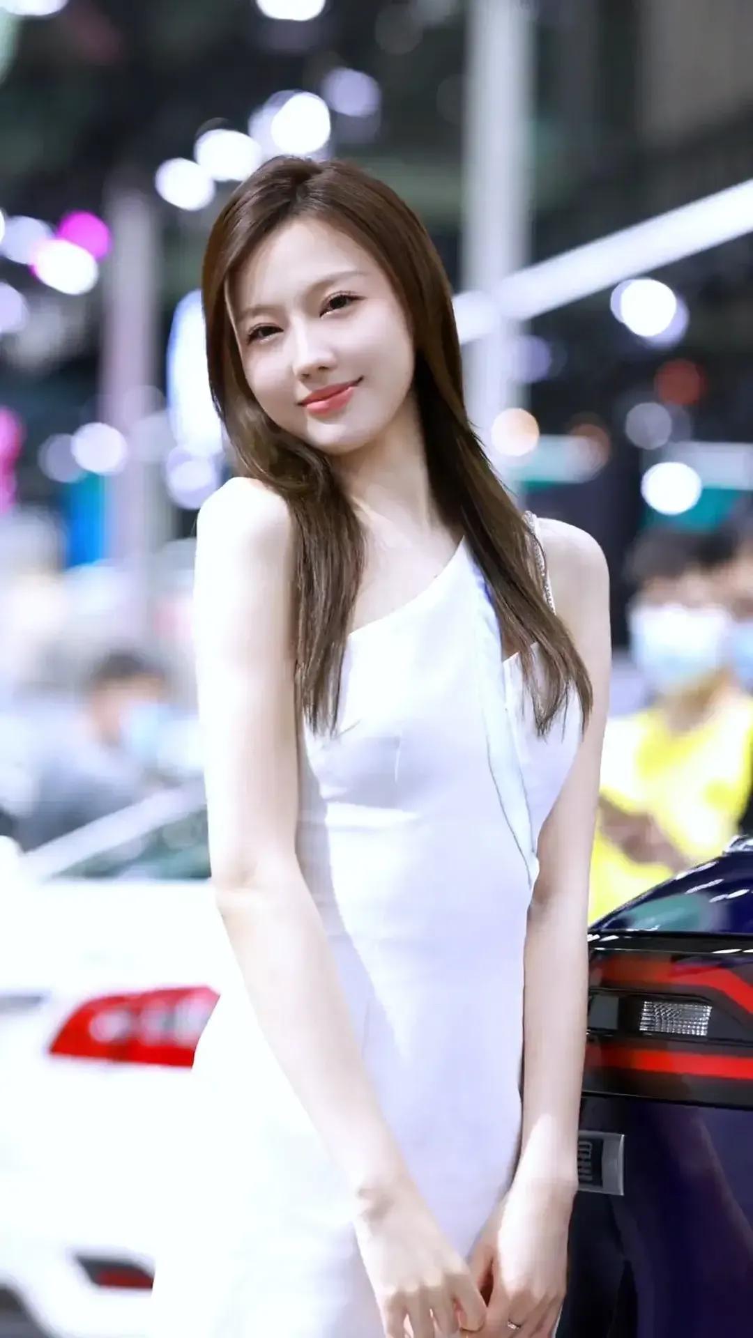 beautiful car model iMedia