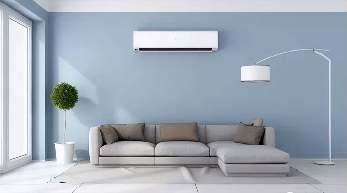 Which one is better, Gree or Midea?When buying an air conditioner