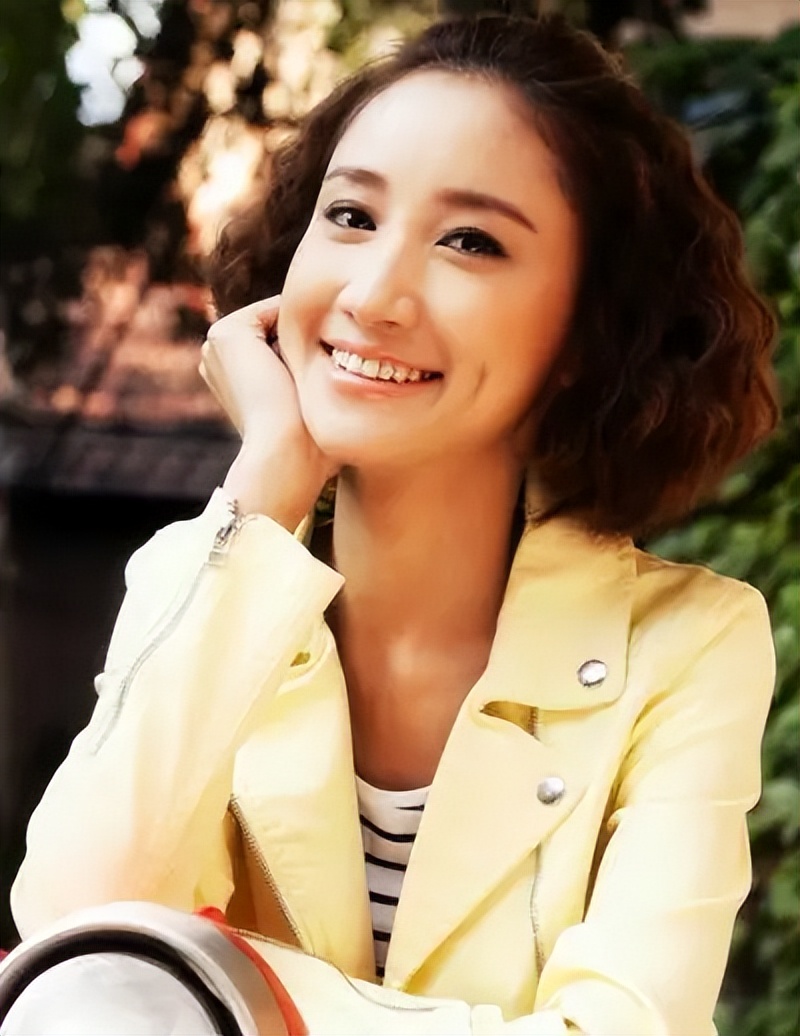 Mingyang Entertainment - Beauty Star - Chen Yanfei - iNEWS