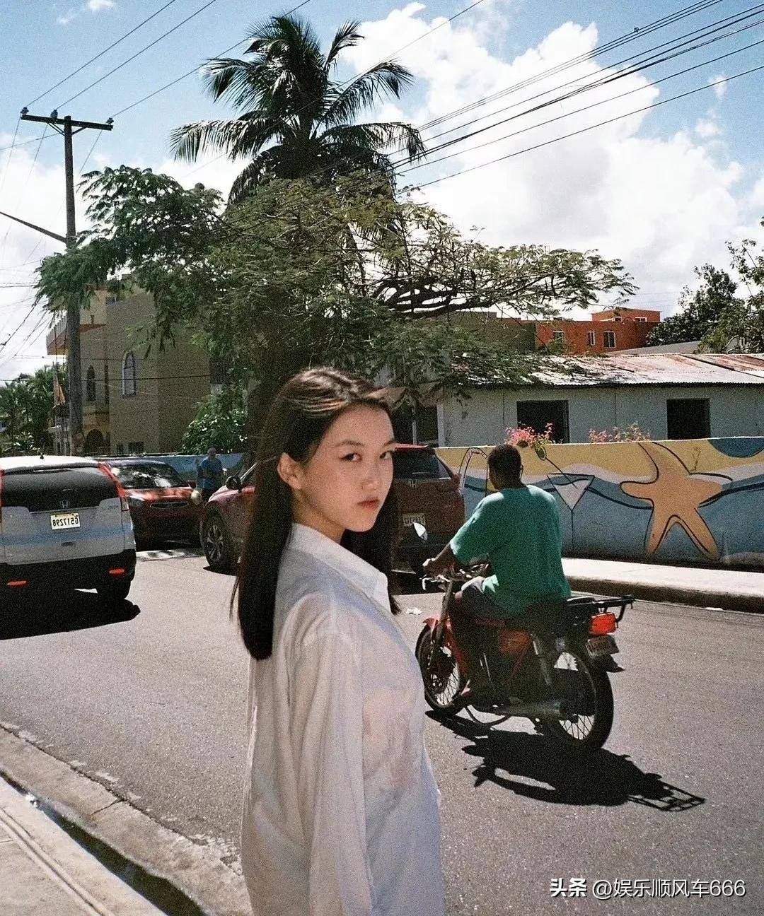 Ly Yan On Li Yan's 17th birthday, her eyes look like Faye Wong's. The ...
