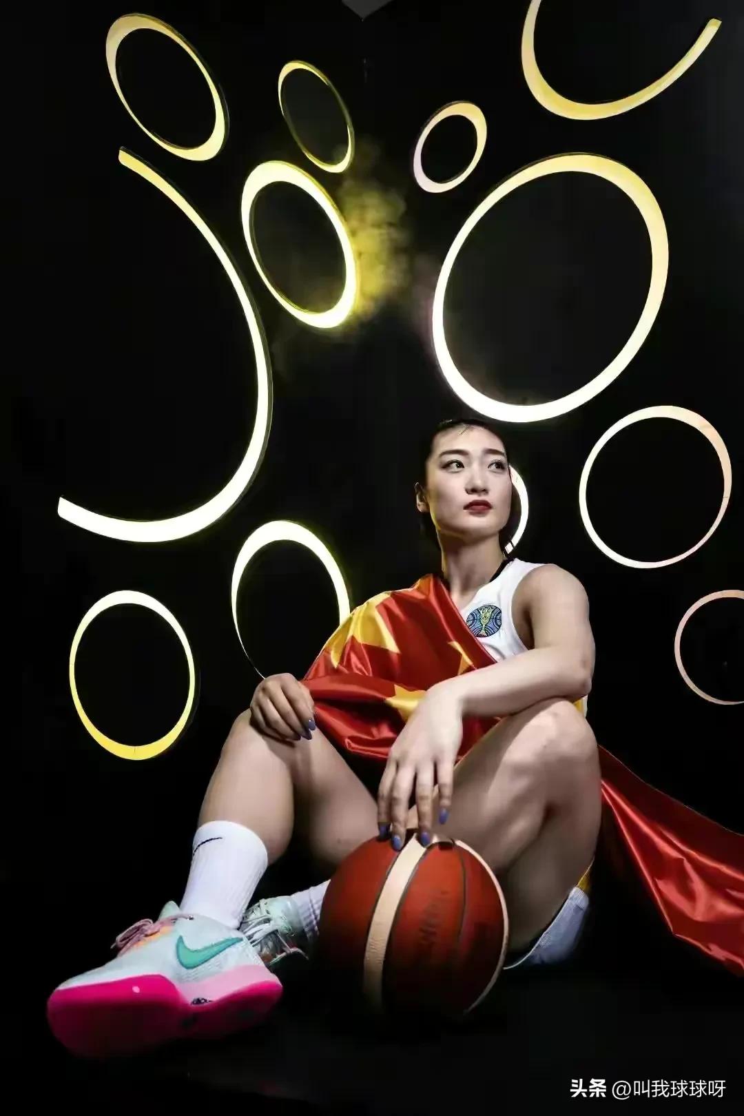 Li Meng received an invitation from the WNBA team!Three giants of ...