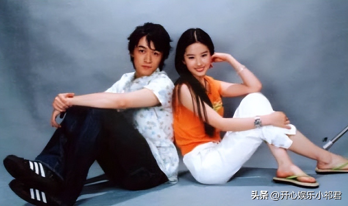 Hu Ge and Liu Yifei's early photos in the same frame were exposed, one ...