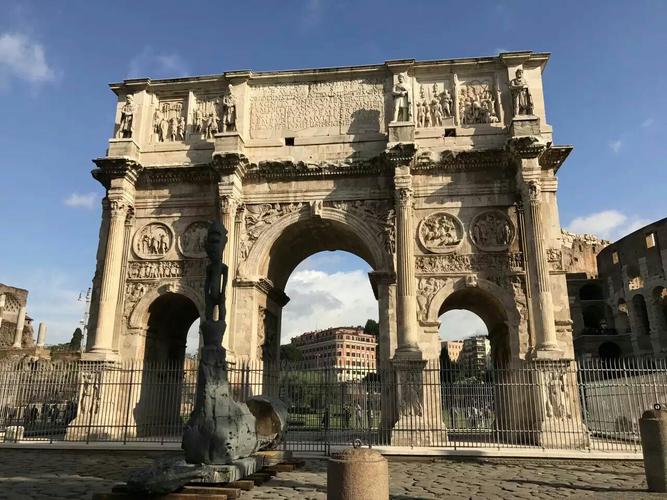 Arc Rome What is the structure and meaning of the Arch of Constantine in ancient ...