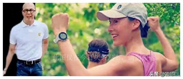 Liang Luoshi and Li Zekai went for a morning run. Li Zekai put down his ...